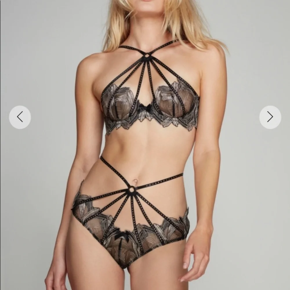 Agent Provocateur Christalina Black Lace Bra - Picture 2 of 12